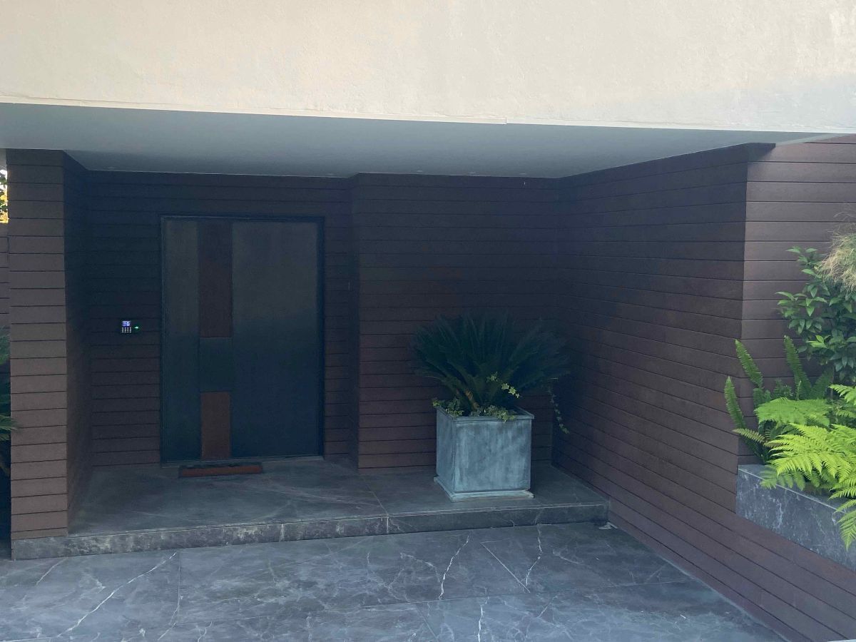 15 b, Avenida Vista Real, 001, Bosque Real, 52774 con 3 Recámaras, 3 Baños, 800 Metros Cuadrados y 4 Puestos de Estacionamiento 15 b, Avenida Vista Real, 001, Bosque Real, 52774 con 3 Recámaras, 3 Baños, 800 Metros Cuadrados y 4 Puestos de Estacionamiento